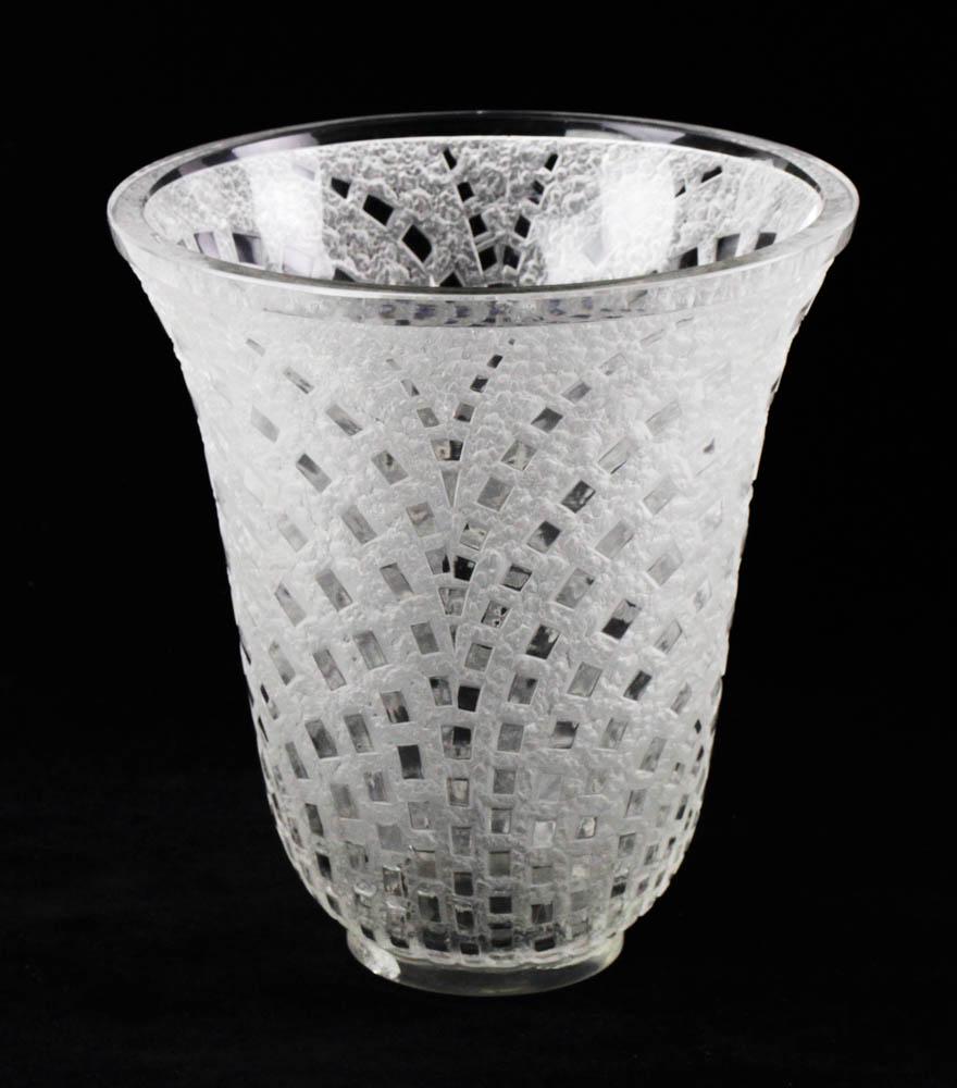 R. Lalique Vase (1 of 10)