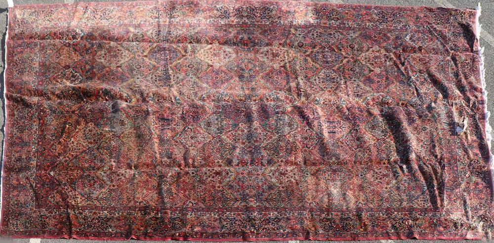 Karastan Sarouk-style Rug (1 of 8)