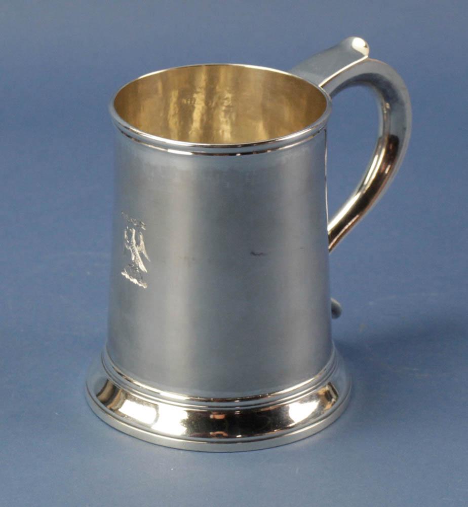 Fuller White Silver Pint Baluster Mug, 1767 (1 of 8)