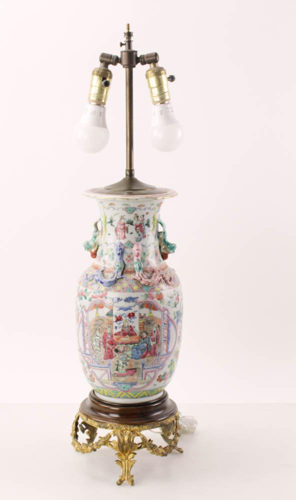 19thC Chinese Porcelain Lamp (1 of 7)