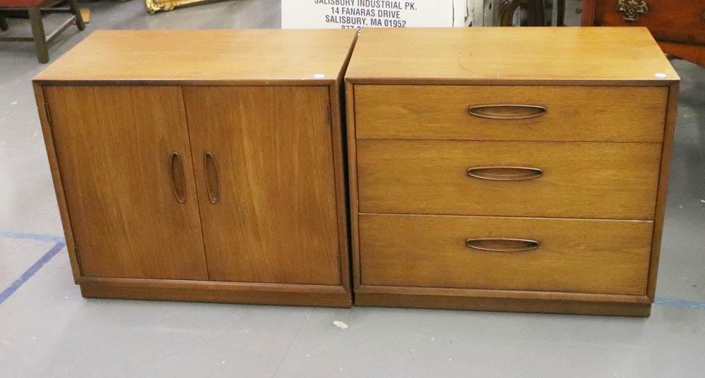 Henredon Mid Century Teak Cabinet and Chest: Henredon Fine Furniture mid-century teak cabinet and matching three-drawer chest, 28" H x 32" W x 16 1/2" D. Provenance: The Anthony Athanas Collection, from one of his celebrated restaurants.