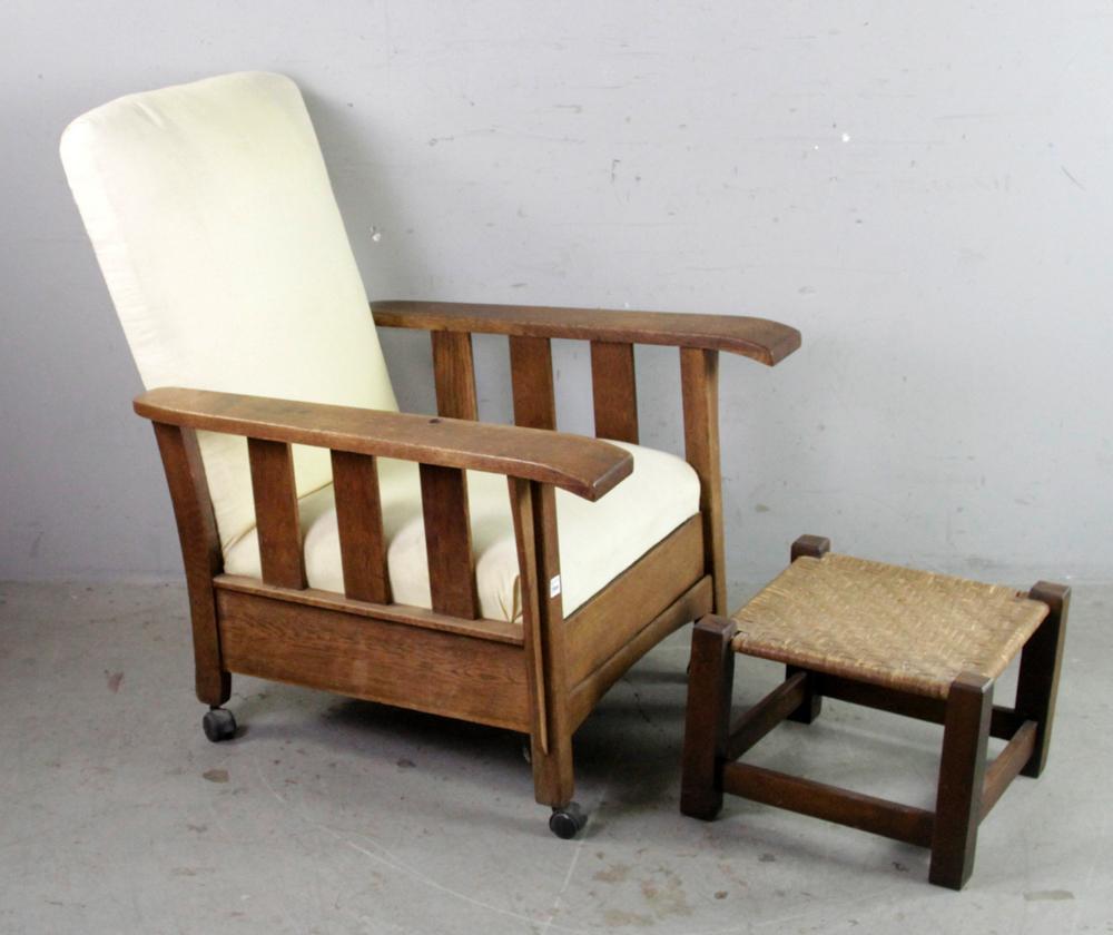 Mission Oak Lounging Chair with Stool (1 of 20)