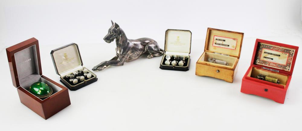 Miniature Music Boxes, Dog, Card Holders (1 of 13)