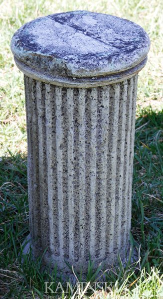 Small Ionic Column
