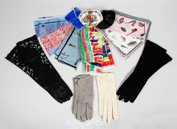 Lot of Gloves, Scarves, and Small Purses: 4 pairs of ladies gloves, size 6 1/2, 2 Crescendoe leather tailored gloves with scalloped edges, 2 long pairs, one leather with openwork; 3 coin purses, 2 made in France, one wool, one silk with kissi