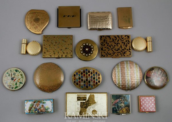 18 Vintage Compacts and Cases: Lot of 15 vintage compacts and 3 cigarette cases. Used condition.