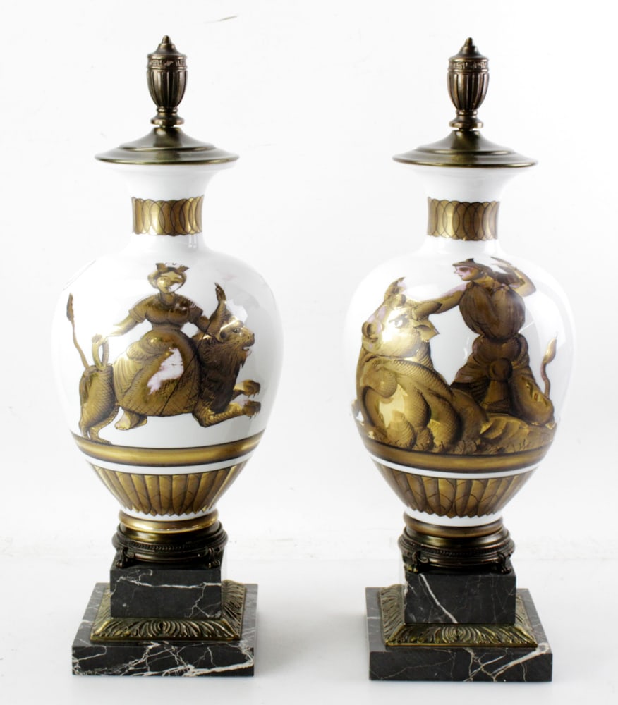 Pair of Antique Venetian Urns (1 of 10)