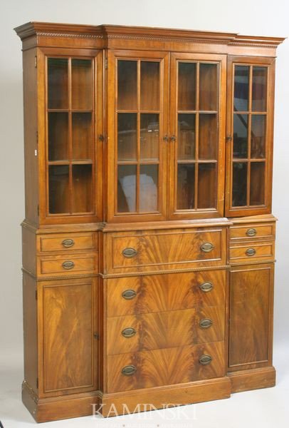 Early 20th C. Federal Break Front: Early 20th Century Federal mahogany break front, 78"h x 54"w x 12"d.