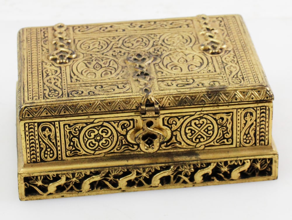 Early 20thC Gilt Bronze Cigarette Box (1 of 8)