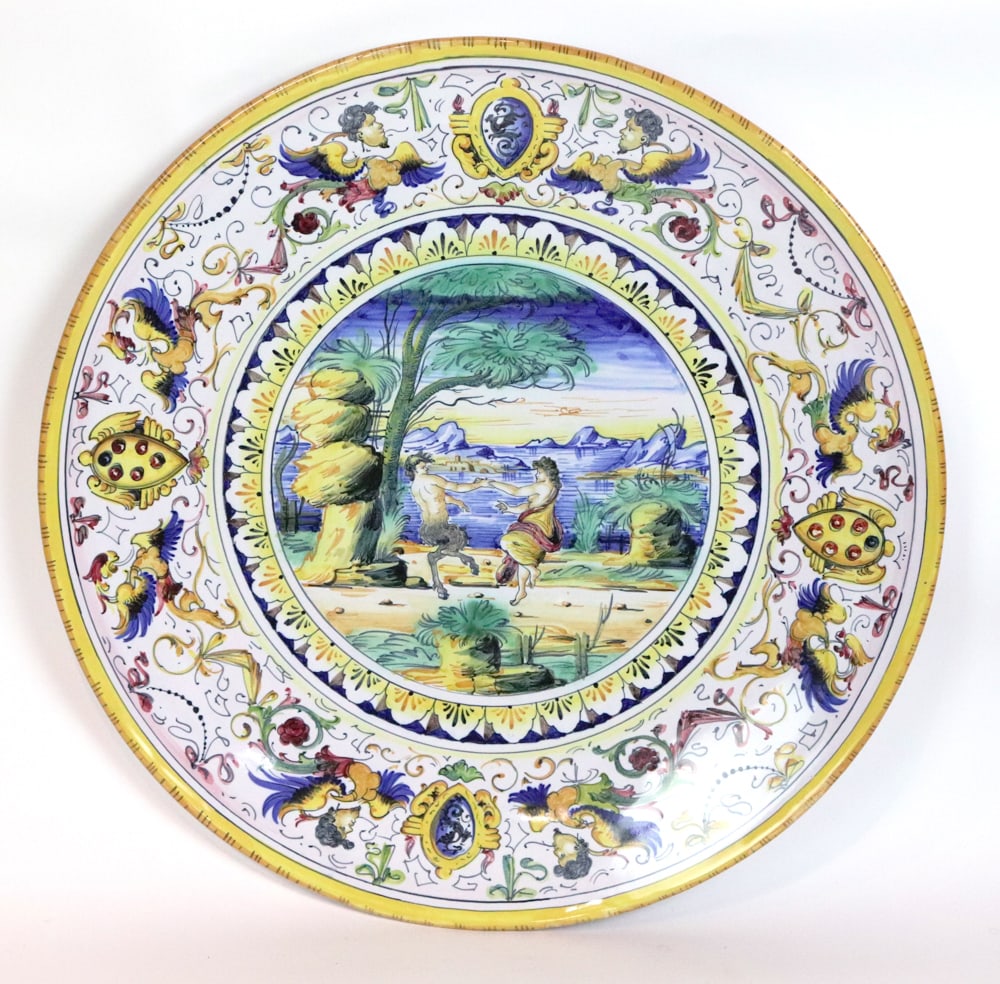 19/20thC Italian Majolica Charger (1 of 3)