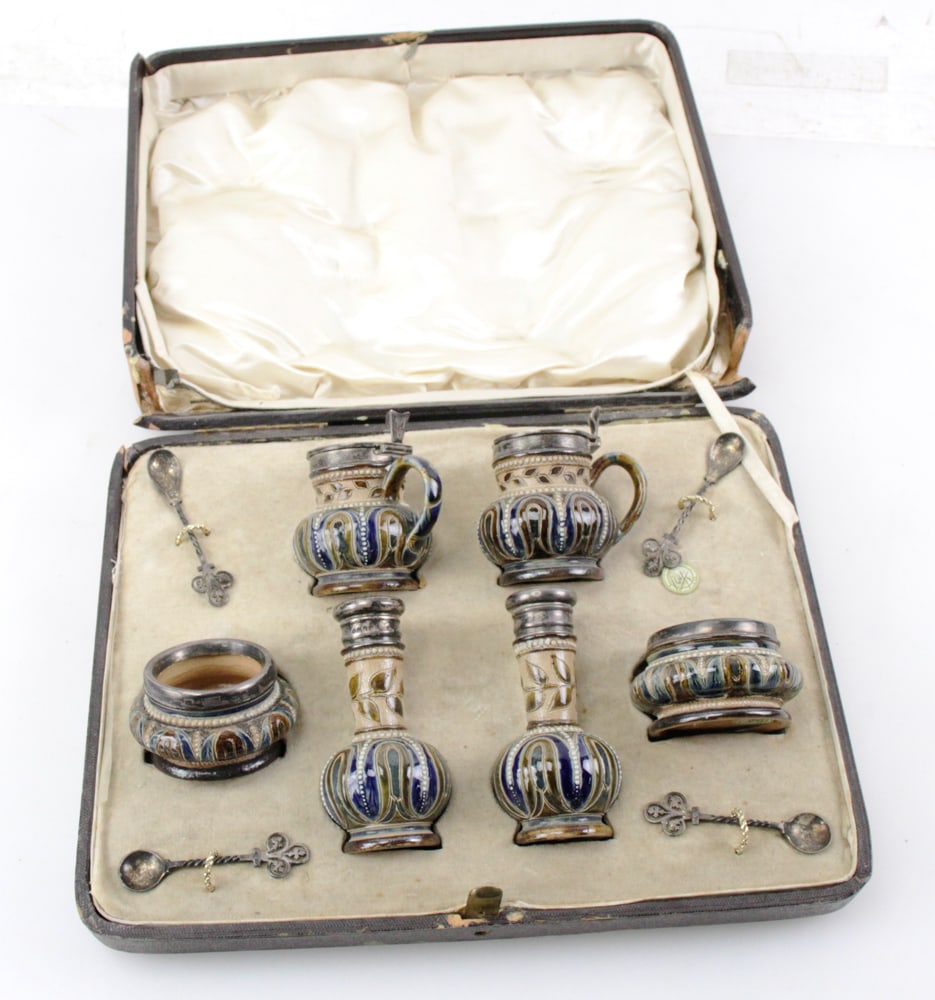 Harriman Judd Collection Doulton Lambeth Condiment Set (1 of 10)
