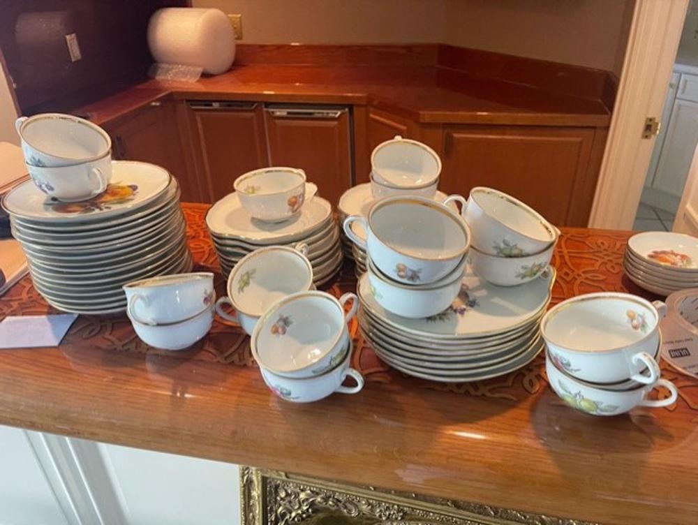 Auzberg German Porcelain Lunch Set (1 of 1)