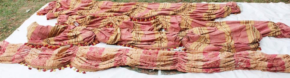 Group of (4) Valances: Group of (4) valances, widest 130".