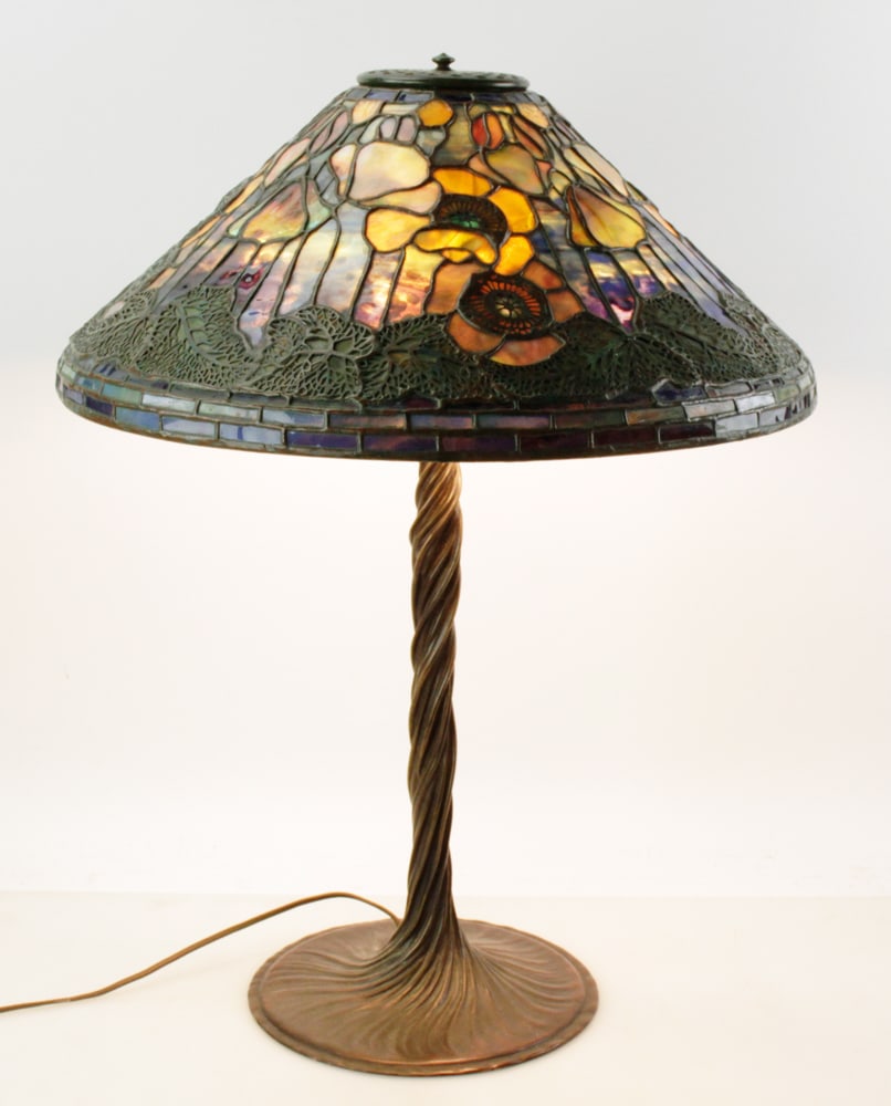 Signed Tiffany Studios Yellow Poppy Table Lamp (1 of 18)
