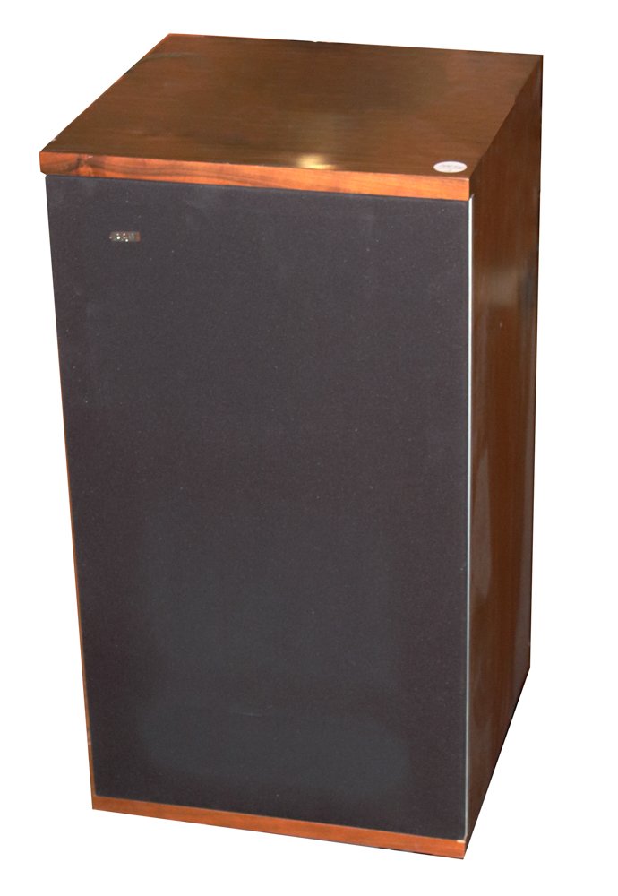 Pair of Bower & Wilkins Speakers: Pair of Bower & Wilkins speakers, 37" H x 14" W x 14" D. Working. Provenance: Wayside Estate, 118 McLain St., Bedford Corners, Mount Kisco, New York. PLEASE NOTE: Lot to be picked up from its current 