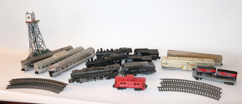 Large American Flyer Train Set with Accessories: Large American Flyer train set having assorted accessories, tracks, etc. Good condition. Provenance: Wayside Estate, 118 McLain St., Bedford Corners, Mount Kisco, New York. PLEASE NOTE: Lot to be pick