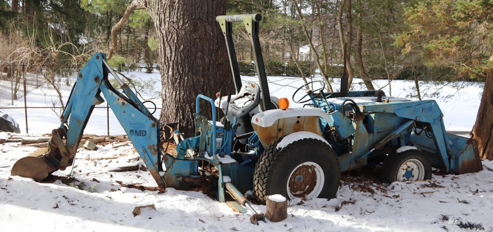 Ford Model F-1900 Tractor: Ford model F-1900 tractor, manufactured by Bradco, made in Japan, serial number U-911635, engine number LEM853-31426; odometer reads "7515". Provenance: Wayside Estate, 118 McLain St., Bedford Corners