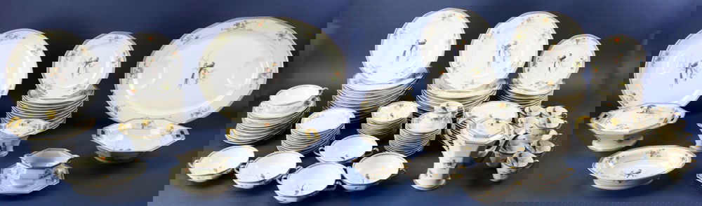 Haviland Limoges "Chambord" China Dinner Set (1 of 20)