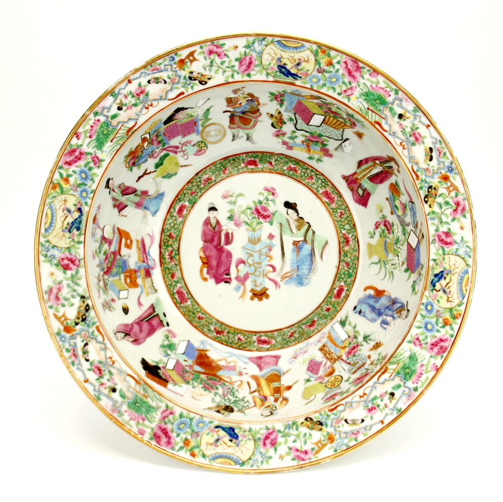 Chinese Large Rose Medallion Basin (1 of 5)