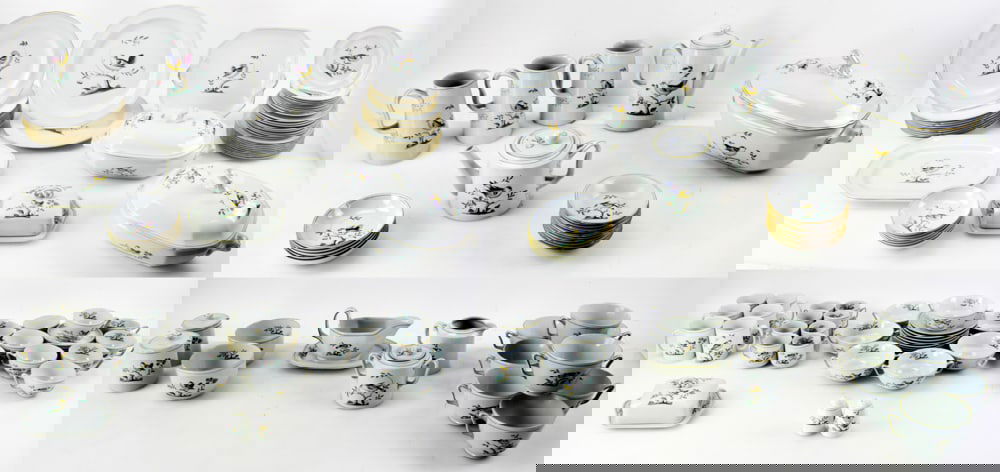 English Spode China Set, Queen's Bird Pattern (1 of 20)