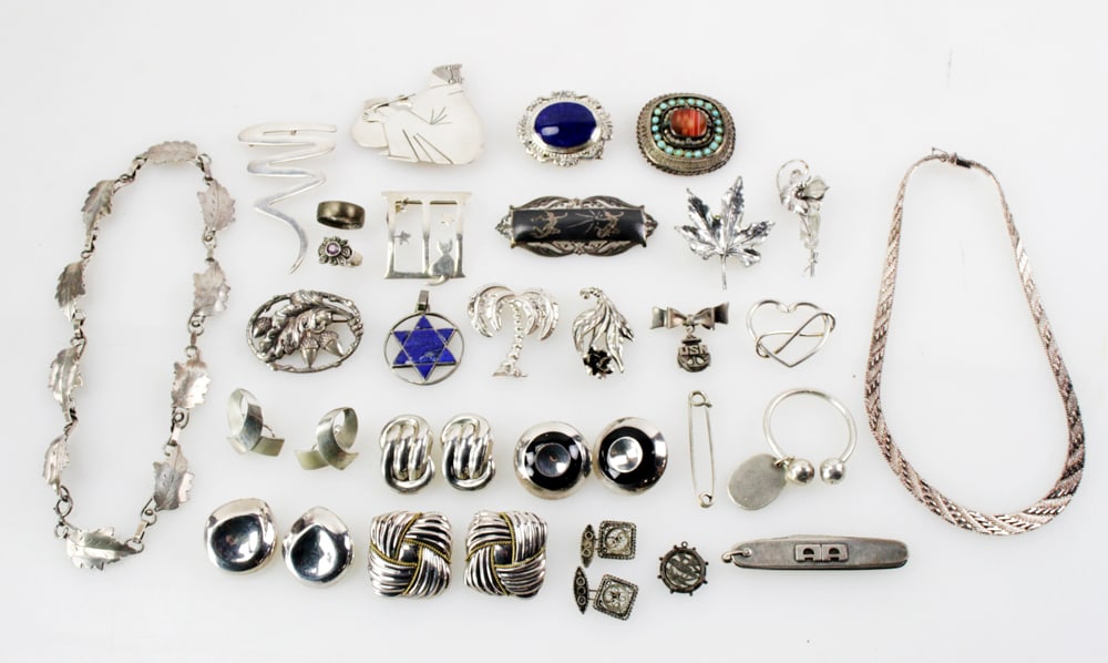 Vintage Sterling Mexican and Other Jewelry (1 of 11)