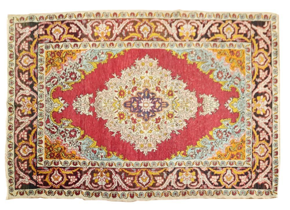 Antique Anatolian Rug: Antique Anatolian rug, 5' 10" x 3' 10". Provenance: Stoneham, Massachusetts collection.