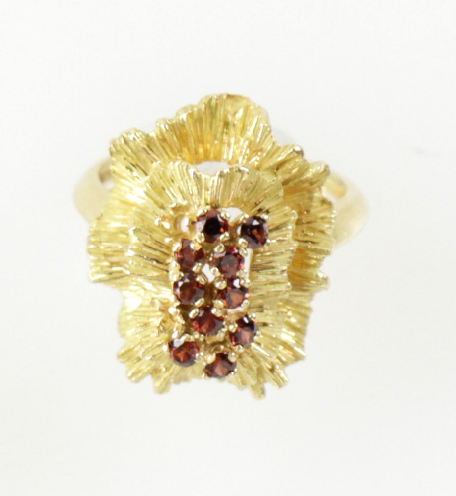 14k Yellow Gold and Ruby Ring (1 of 6)