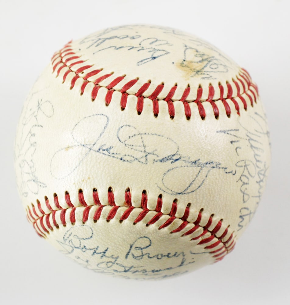 1951 Yankees World Series Team Signed Baseball PSA EX-MT+ 6.5 (1 of 17)