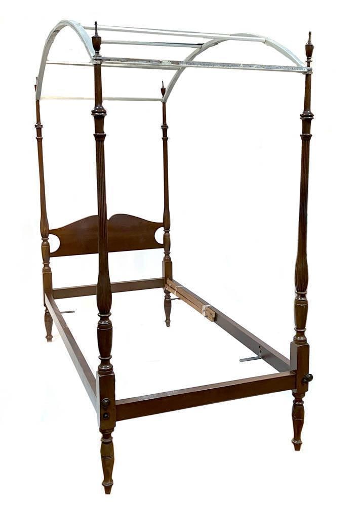 Early 20thC 4-Poster Single Canopy Bed: Early 20th century mahogany four-poster single canopy bed, 76" H without canopy x 86" L x 42" W. Provenance: Bedford, Massachusetts collection.