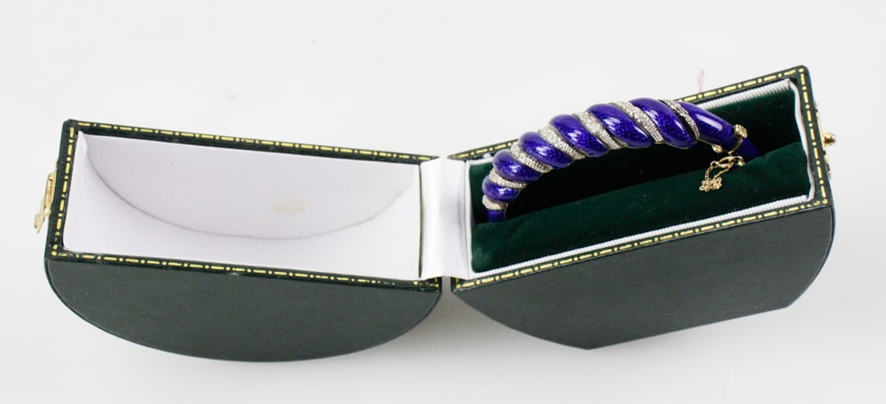 Ladies' 18k Gold, Blue Enamel and Diamond Bracelet (1 of 9)