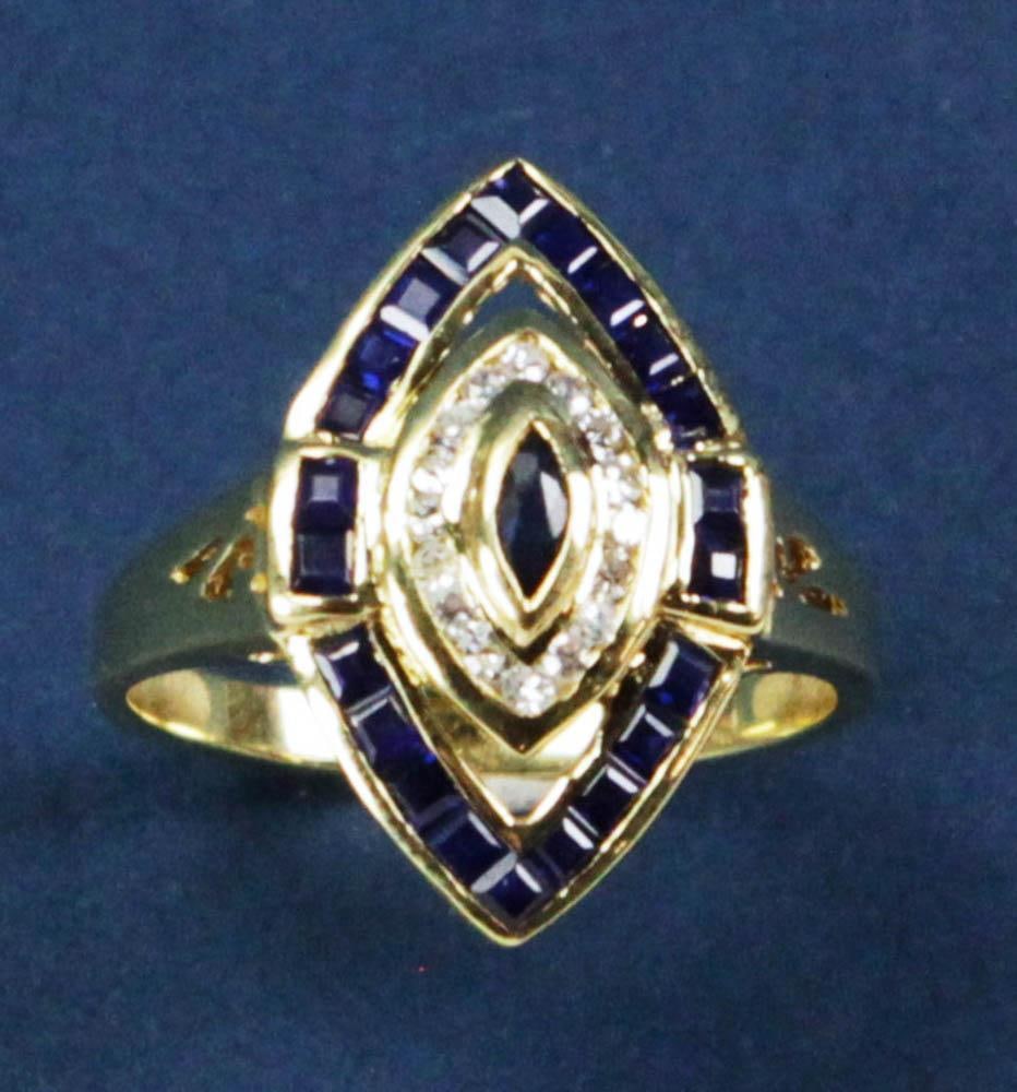 18k Yellow Gold Diamond and Sapphire Ring: 18k yellow gold, diamond and sapphire ring, size 7. Approximately 4 grams TW. Provenance: Chestnut Hill, Massachusetts collection. PLEASE NOTE: payment for silver, gold, jewelry, and coins must be mad