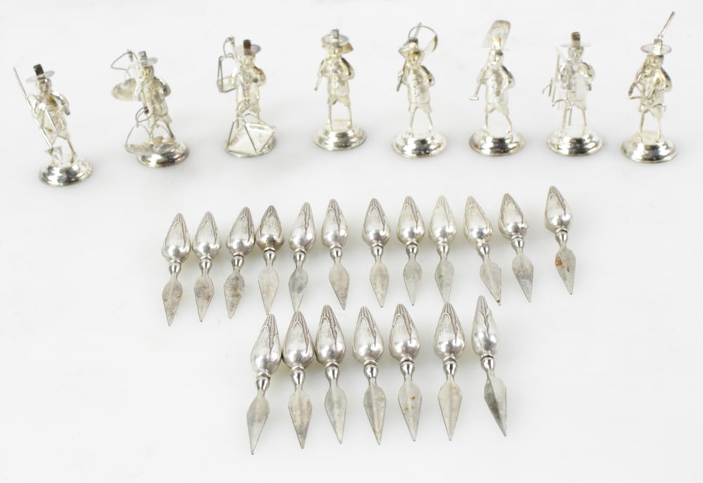Sterling Miniature Figures, Corn Holders (1 of 12)
