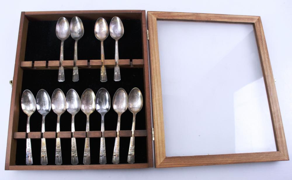 1939 World's Fair Silverplate Spoon Set in Case (1 of 11)