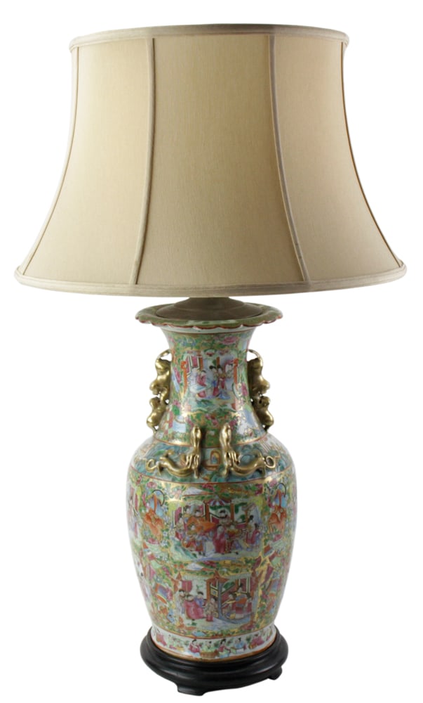 19th/20thC Rose Medallion Vase Lamp (1 of 15)