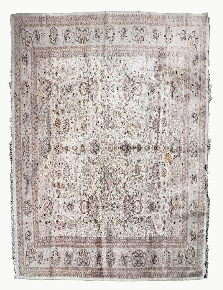 Extra Fine Isfahan Rug (1 of 10)