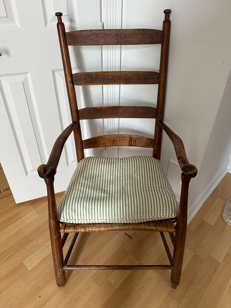 Early American Armchair (1 of 5)