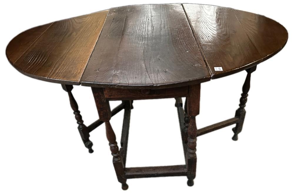 18thC English Drop-leaf Table (1 of 5)