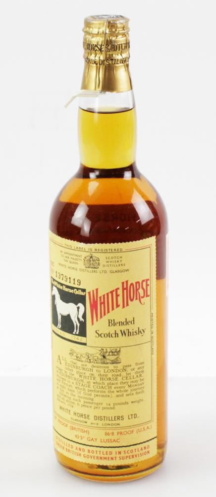 White Horse Blended Scotch Whisky: White Horse blended Scotch whisky, Glasgow and London, #1379119. Provenance: Palm Beach, Florida estate.