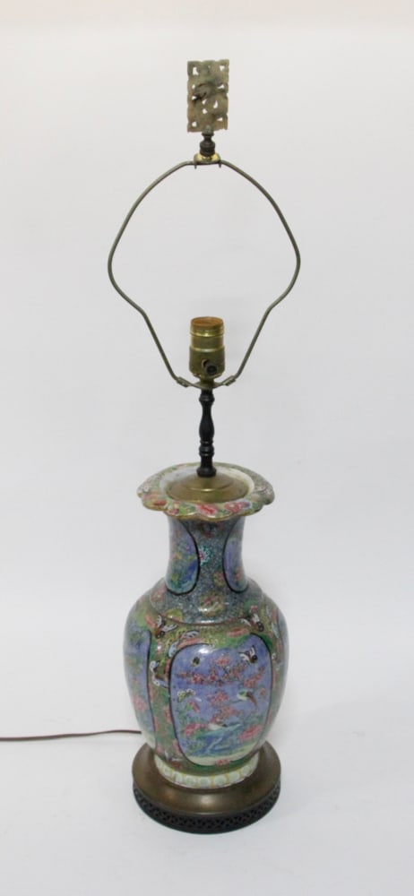 Chinese Rose Medallion Lamp: Chinese Rose Medallion lamp, vase 13" x 7", overall 30" H.