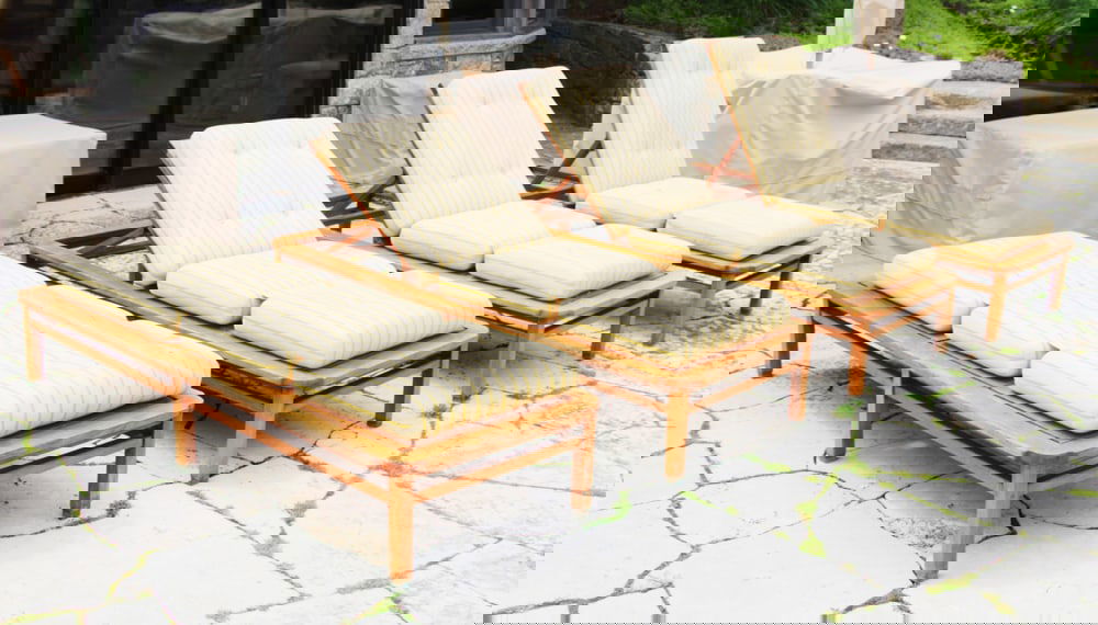 Four Giati "Paradiso" Teak Chaises with Cushions: Four Giati "Paradiso" teak chaises with cushions. Provenance: Gloucester, Massachusetts estate.