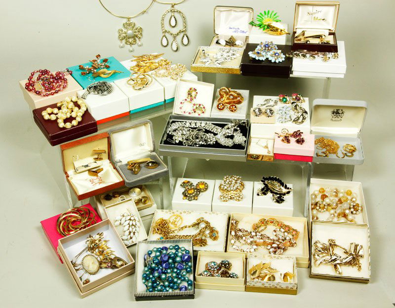 Lot of Costume Jewelry: Lot of costume jewelry, to include; earrings, brooches, bracelets, necklaces, cufflinks and tie clips, several suites of jewelry, some labeled Trifari, 14k gold filled, sterling, other makers include