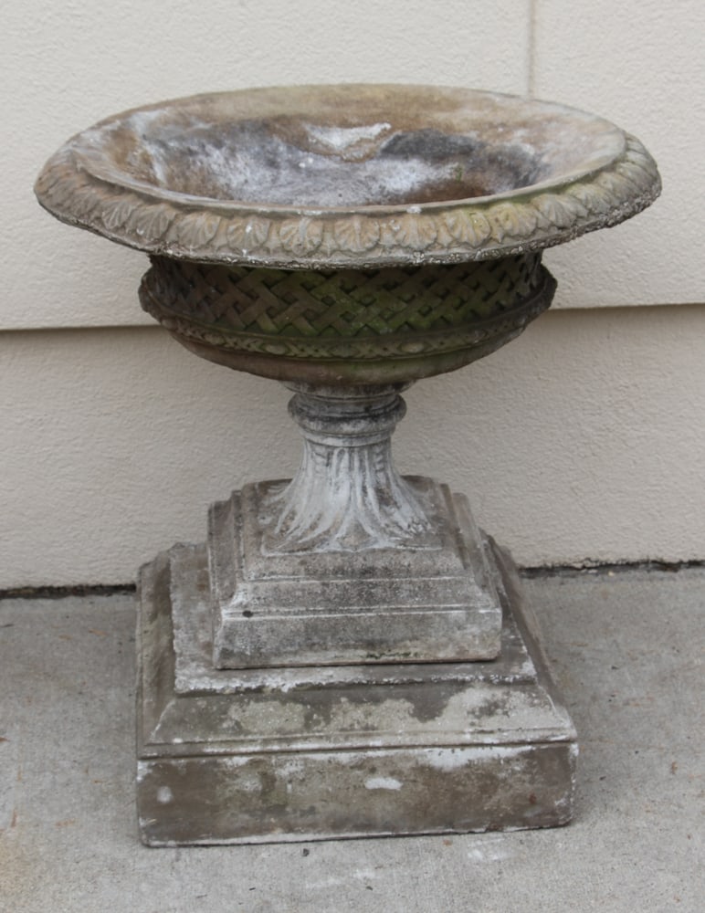 English-style Stone Garden Center Urn on Pedestal: English-style stone garden center urn on pedestal, 32" H x 30" diameter. Provenance: Palm Beach, Florida estate.