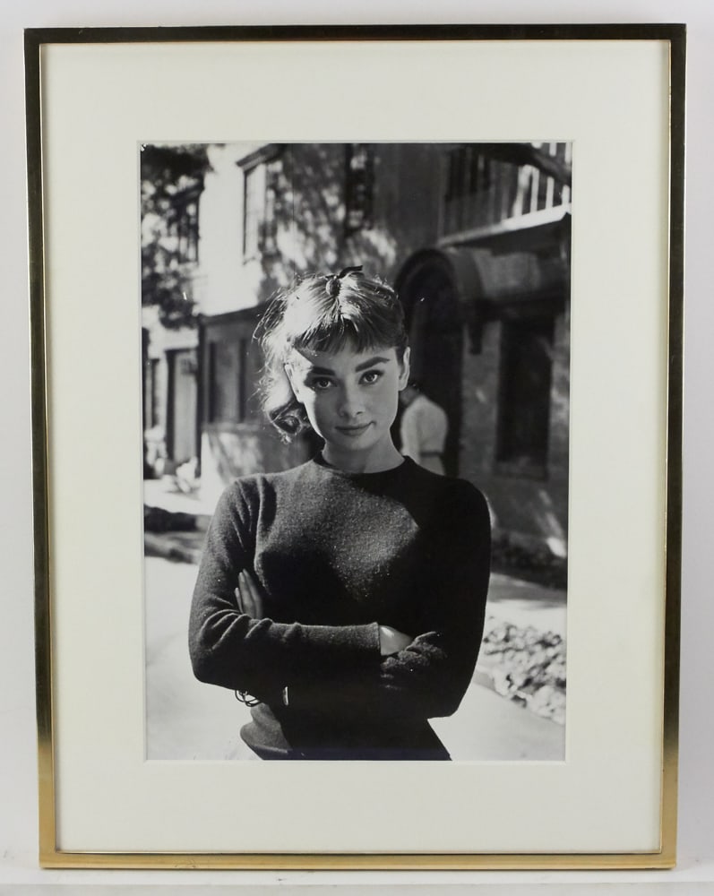 Mark Shaw, Photo of Audrey Hepburn on "Sabrina" Set (1 of 8)