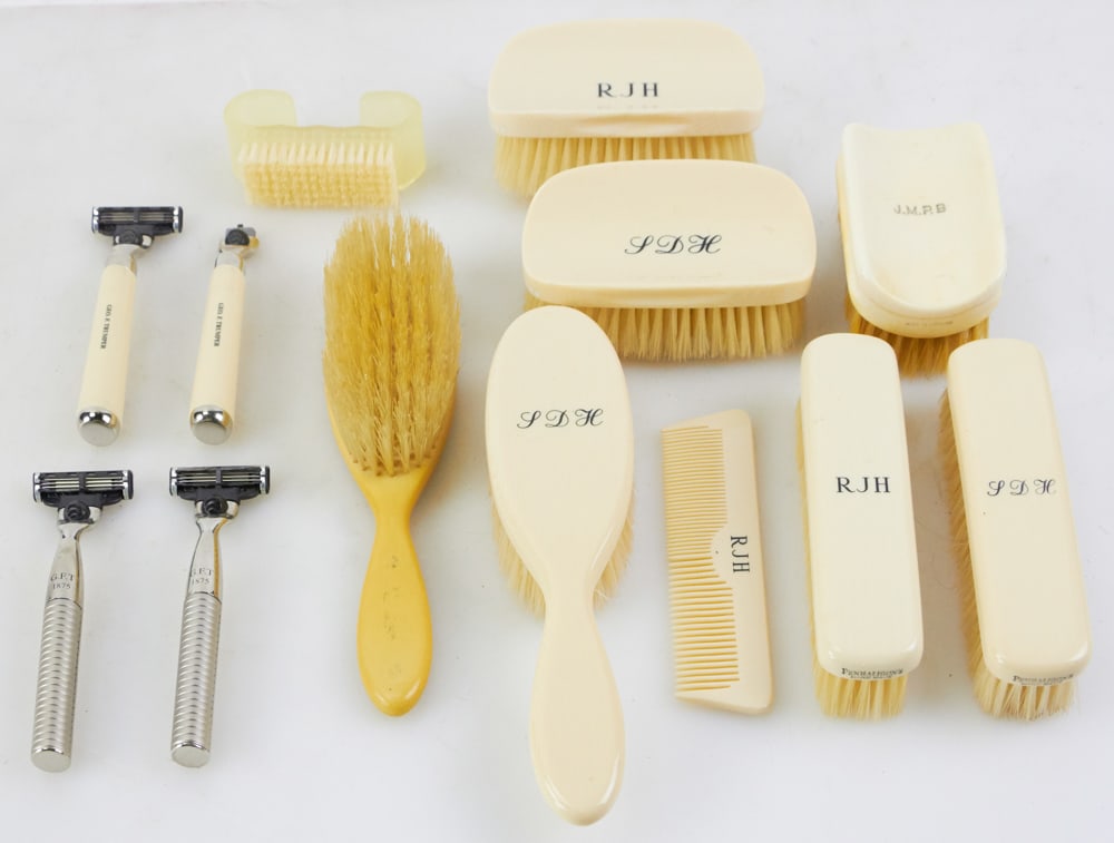 Man's Dresser Set (1 of 12)