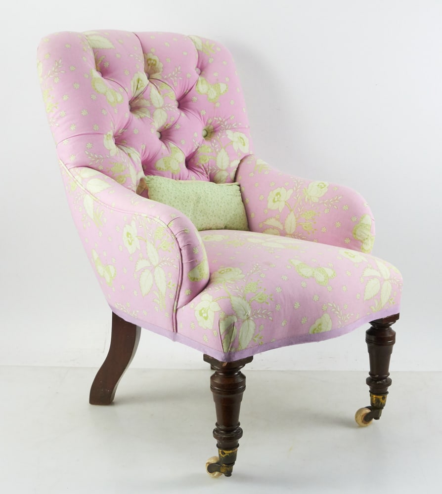 Fine Upholstered Tufted Back Child's Chair (1 of 6)