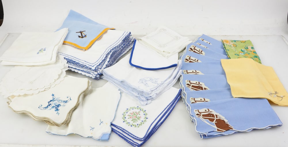 Fine Linen Lot (1 of 8)