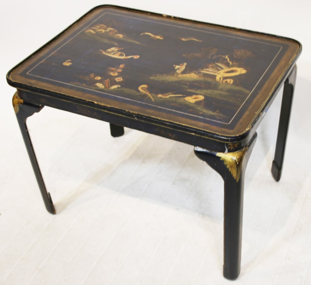Early 19thC English Chinoiserie Decorated Tea Table: Early 19th century English chinoiserie decorated tea table, 23" H x 30" W x 21" D. Provenance: The Susie Hilfiger Collection.