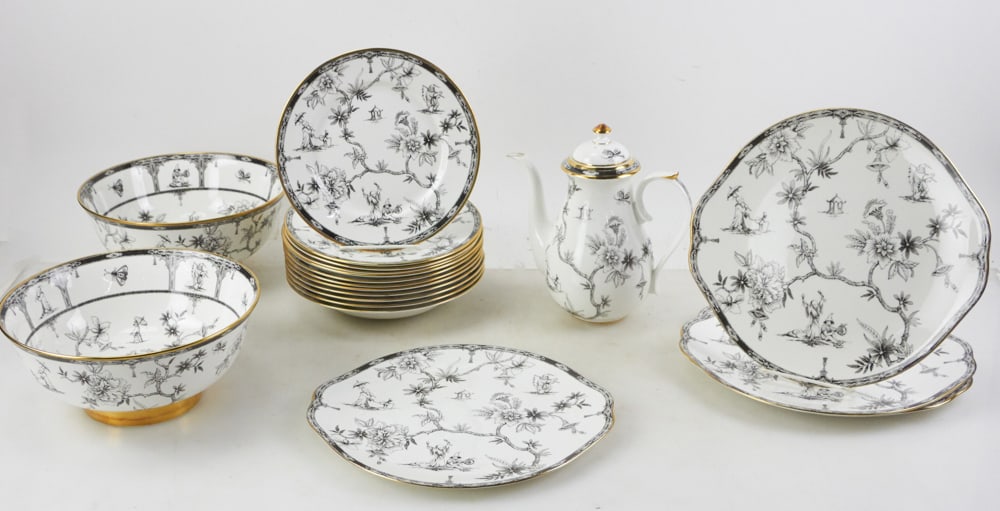 East Hampton Chinoiserie Home James / Bernardaud China: East Hampton Chinoiserie Home James Collection / Bernardaud Marie Antoinette china, to include: (4) 9" plates, (8) 9" bowls, (4) 12" plates, (2) 10" bowls, (1) 9 1/2" coffee pot. Provenance: The Susie