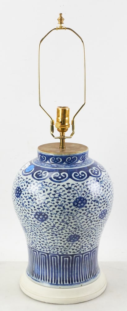 19thC Chinese Blue and White Jar Lamp: 19th century Chinese blue and white jar lamp, 20" x 11". Working. Provenance: The Susie Hilfiger Collection.