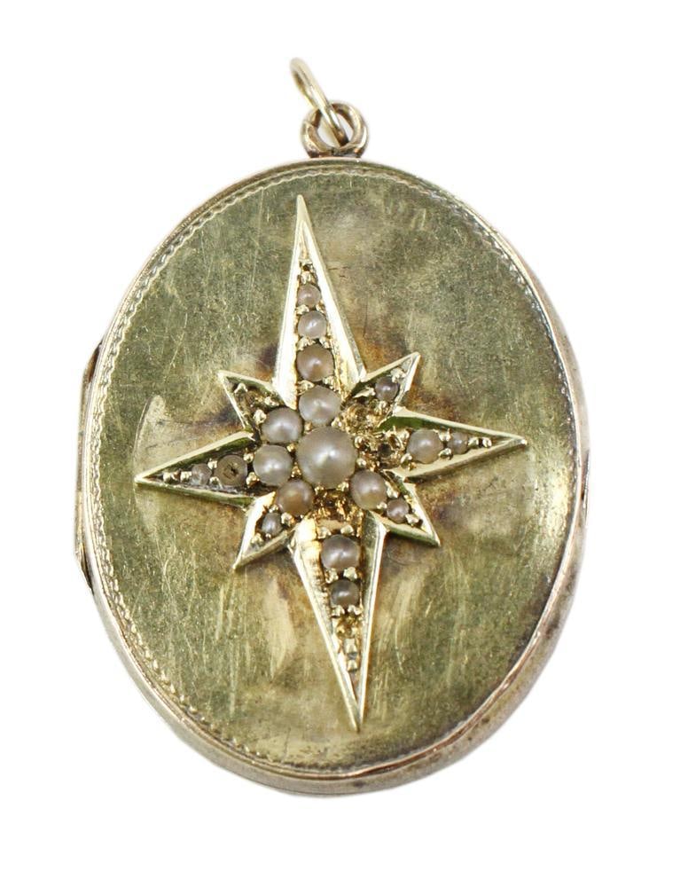10k Yellow Gold Locket with Pearls (1 of 18)